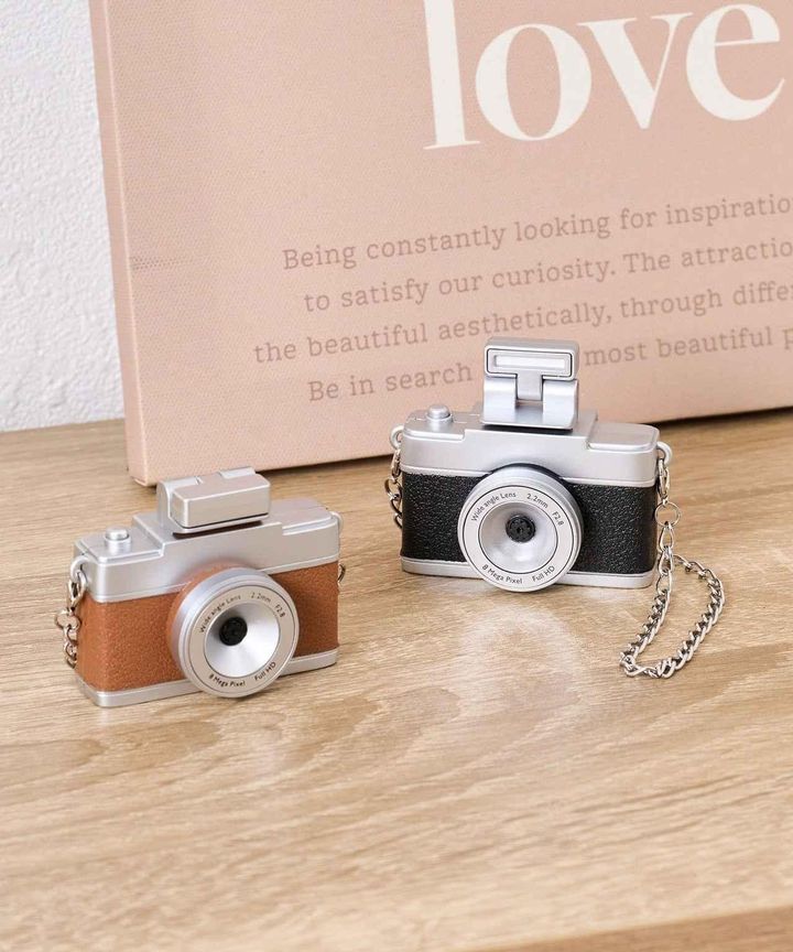 画像1: 出典：3COINS