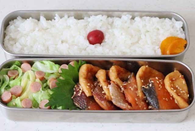 2品弁当の詰め方プロセス