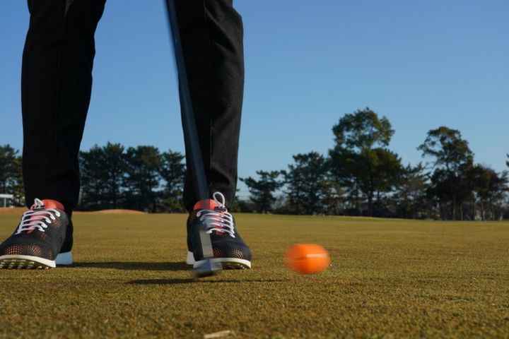状況別パットの打ち方レッスン！転がりを調節するテクニックを解説