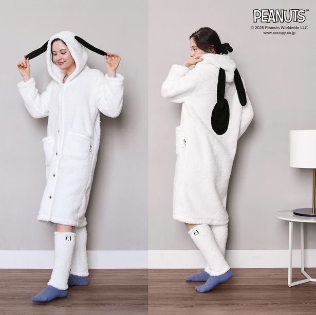 「PEANUTS 着る毛布」(7150円)、「レッグウォーマー」(1980円)