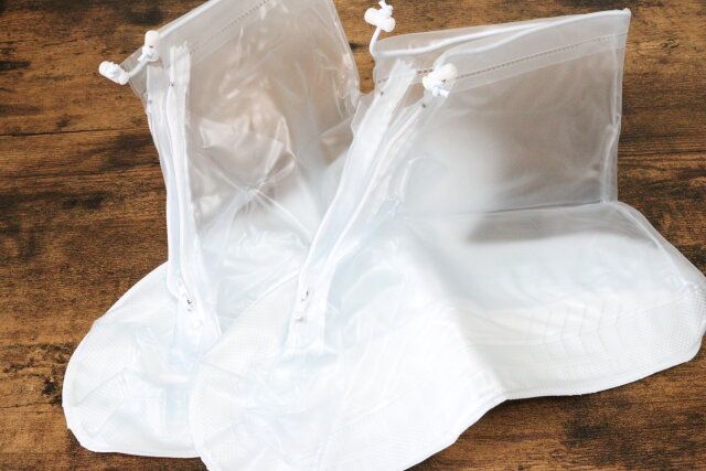 シューズカバー（透明、30.5cm） 形状