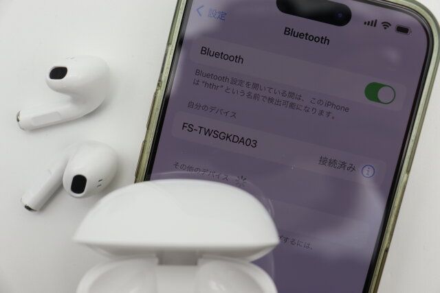 インナーイヤー型完全ワイヤレスステレオイヤホン（ホワイト） ペアリング