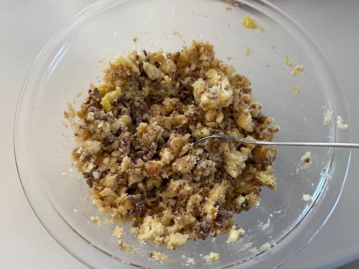 塩、胡椒を振る