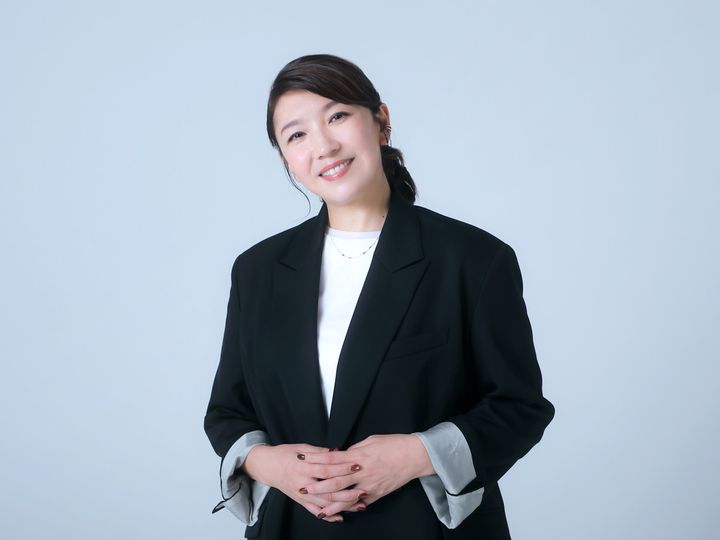 安蘭けい＆瀬奈じゅん、待望の初共演 宝塚で1期違いの2人が明かすお互いの魅力とは width=