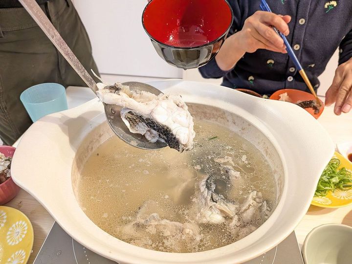 クロダイの水炊き。見た目は地味だが味は絶品！