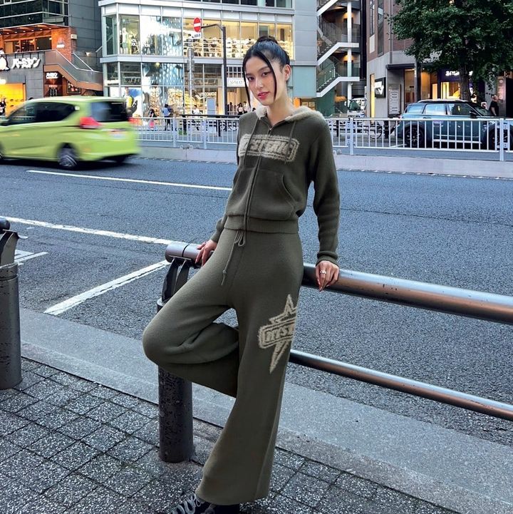 【SNAP】トレンドのY2Kを意識したセットアップ♡ 日迫衷音さん