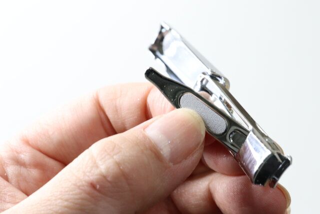 スリムコンパクト爪切り やすり