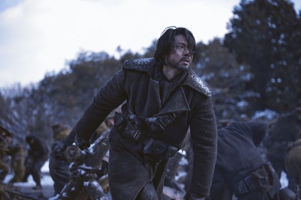 歴史の英雄は重圧の多い役だったと語ったヒョンビン [c]Everett Collection/AFLO