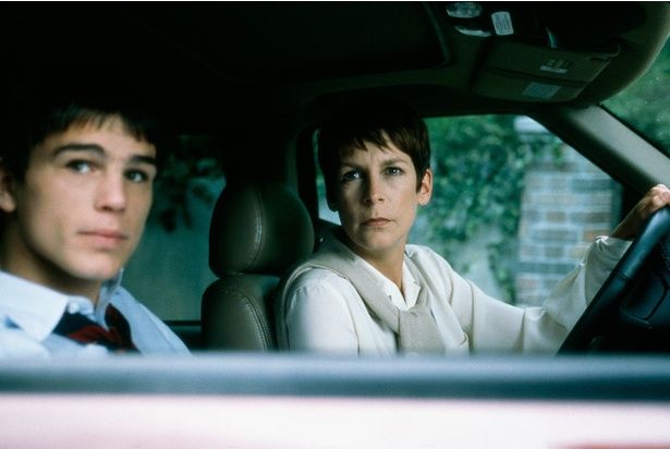 3〜6をリセットし、再び『ハロウィンII』の続編として作られた『ハロウィンH20』 [c]Everett Collection/AFLO