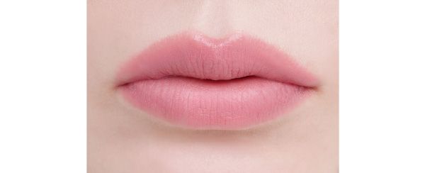 オーバーリップで唇のボリュームを最大限に