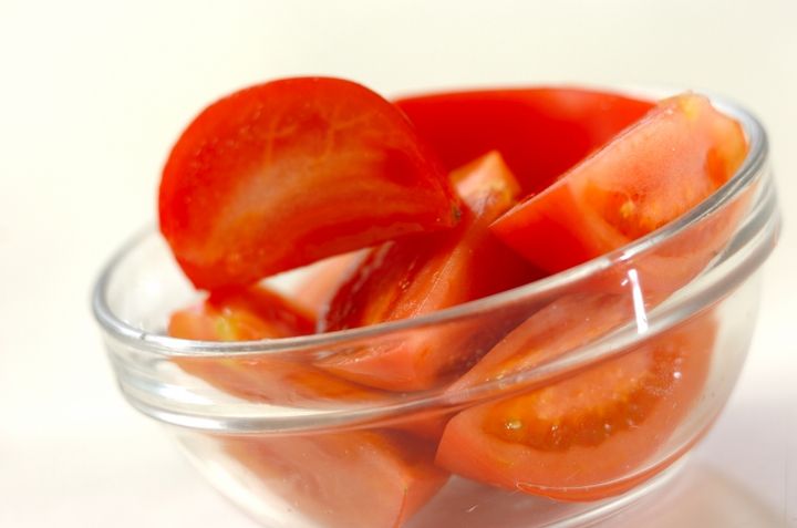 フレッシュ！ トマトサラダ 中華風で食べ飽きない by山下 和美さんの下準備1