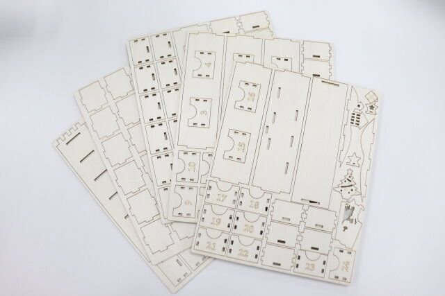 ウッドアドベントカレンダーキット（ハウス型）