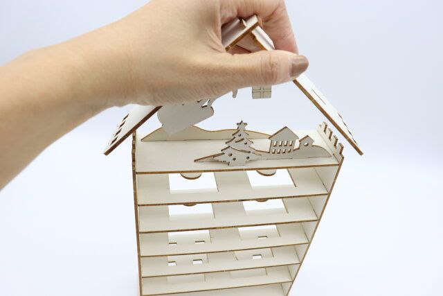 ウッドアドベントカレンダーキット（ハウス型） 屋根部分