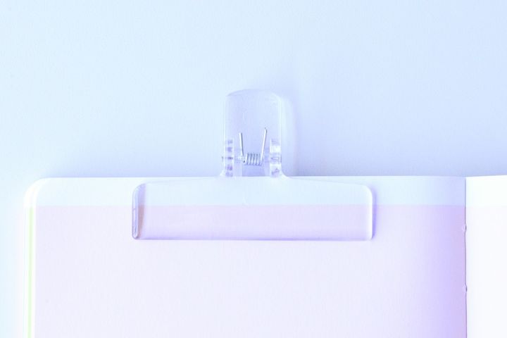 100均にブッククリップは売ってる？「ウカンムリクリップ」との違いは？