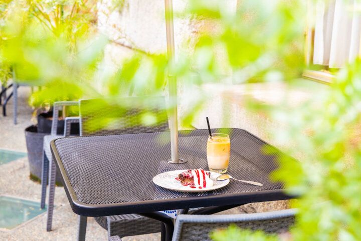 重要文化財に指定された名建築の趣をいかしたレストラン＆バル「中之島ソーシャルイート アウェイク」