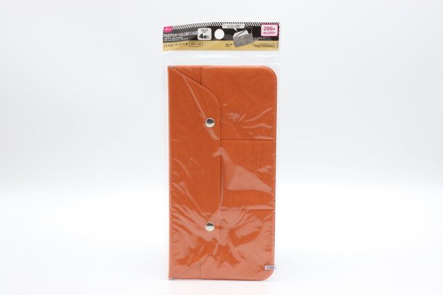 ダイソー パスポートケース（ボタン付） パッケージ