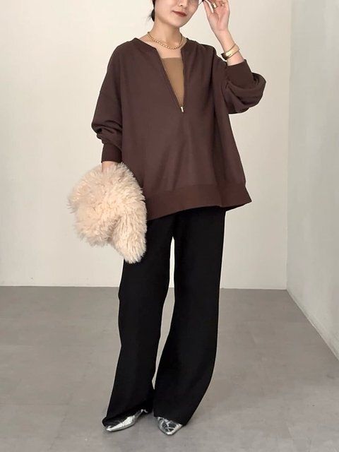 黒パンツコーデ1