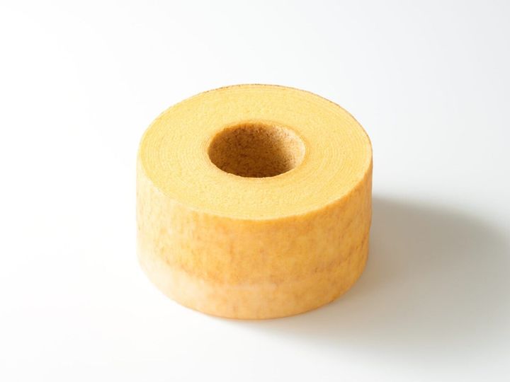 All About ニュース編集部は、全国10～60代の男女250人を対象に「お土産」に関する独自のアンケート調査を実施。旅先で買いたい「静岡県のお土産」で1位に選ばれたのは？