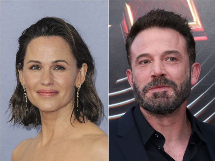 ジェニファー・ロペスと離婚のベン・アフレック、元妻の自宅で母＆子どもたちと感謝祭をお祝い （C）AFLO width=