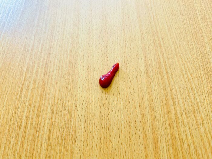 マヨやケチャップをこぼしたときは→まるで〈実験みたいなお掃除術〉で一瞬でピカピカに！