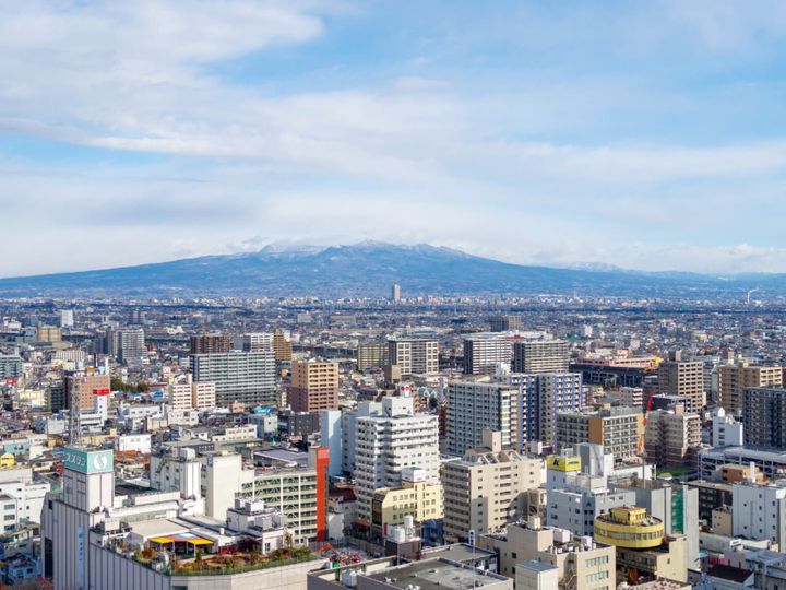 All About ニュース編集部が全国250人を対象に実施した老後に住みたい自治体に関するアンケートの調査結果から、老後に住みたい「群馬県の自治体」ランキングを発表！ 2位「高崎市」を抑えた1位は？