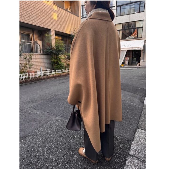 エステータ ポンチョコート バック