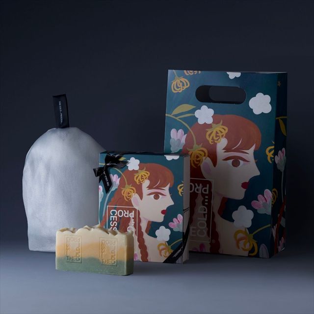 ウィンターギフト【ソープバー＋6層泡立てネット(ポケット付)】