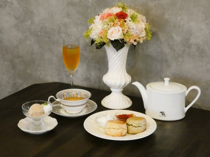 TEA ROOM flower bird スコーンセット