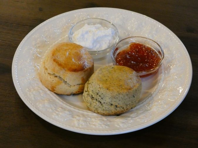 TEA ROOM flower bird スコーン