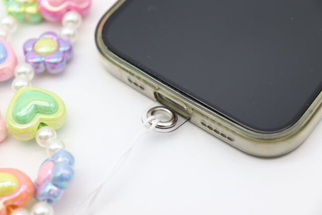 ストラップ（ポップビーズ、シート付き） 装着