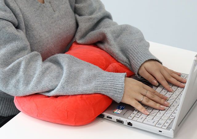 宝島社ムック付録のハローキティふわもちリボンクッション6