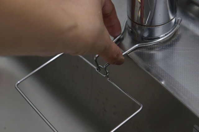 蛇口につけるステンレス水切りネットホルダー 取り付け方法