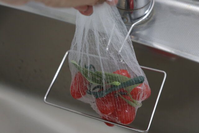 蛇口につけるステンレス水切りネットホルダー ネット交換