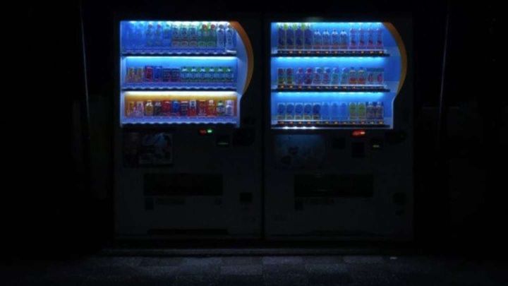 自販機に行ったときに...（画像はphotoACより）