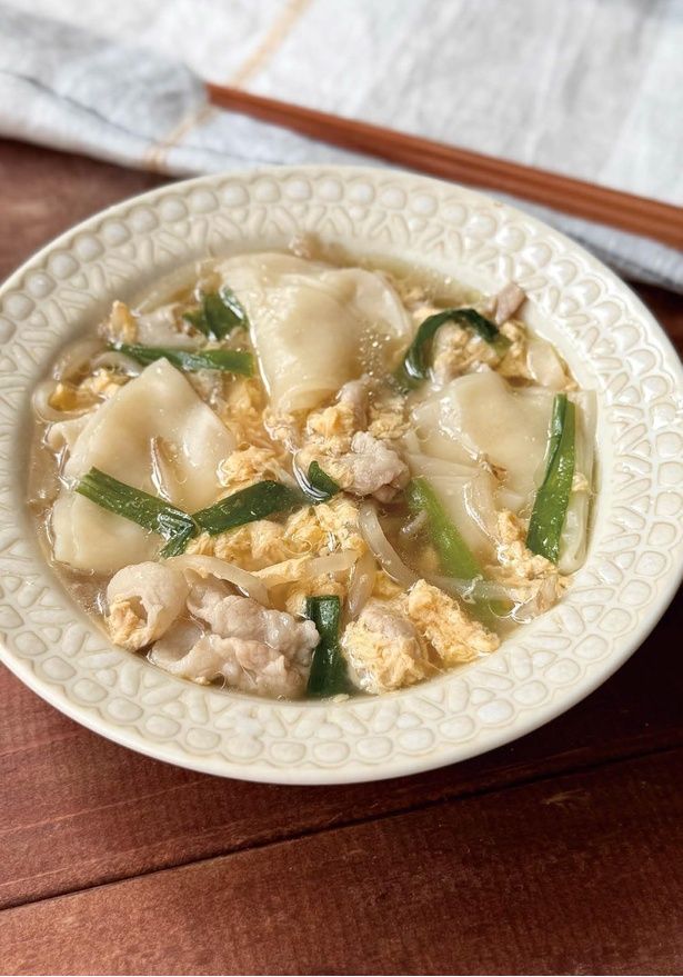 ニラ玉ワンタンスープ （C）もこ／KADOKAWA