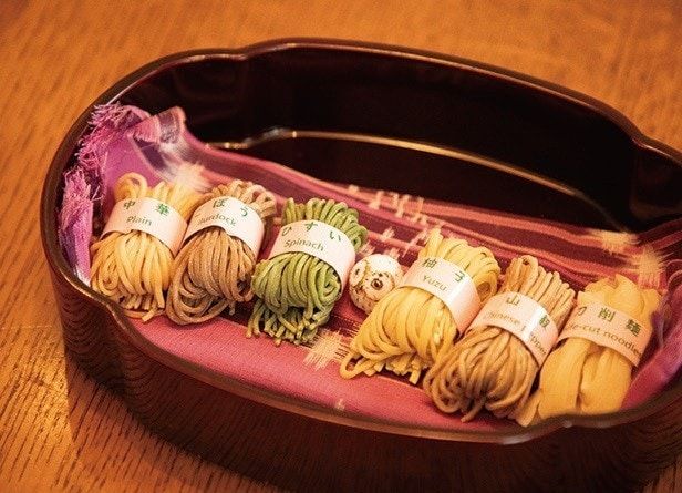 雑誌smart／田中みな実の連載「となりのみな実さん」episode 61 麺が好き！ Guest・弘中綾香さん