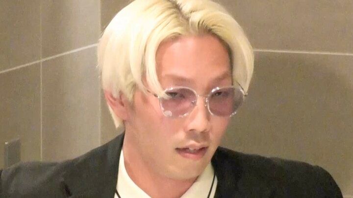 【写真・画像】合コンで“美女ファン”とイチャイチャ中に“兄”がブチギレ乱入 カリスマ芸人「今のテレビでやっていいことか！」 1枚目