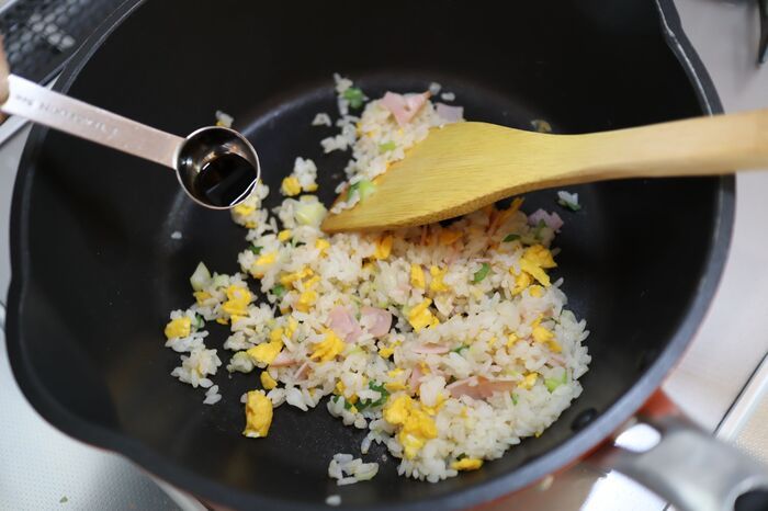 「パラパラチャーハン』を叶える裏ワザ2選♡「マヨネーズor水洗いで本当にできる？」ウワサを検証してみた