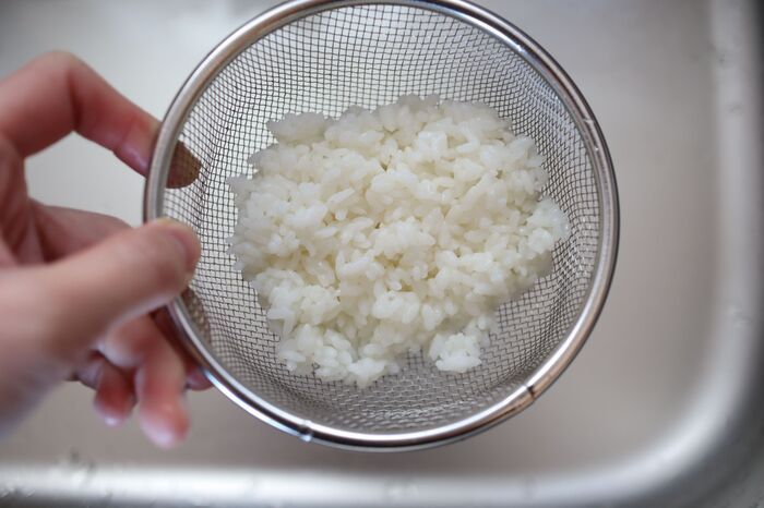 「パラパラチャーハン』を叶える裏ワザ2選♡「マヨネーズor水洗いで本当にできる？」ウワサを検証してみた