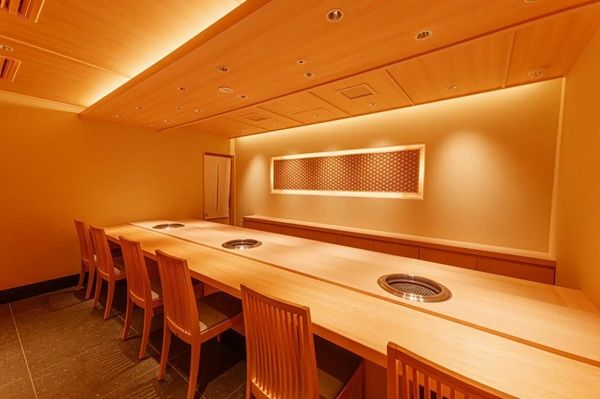 【東京都新宿区】和牛を最大限に引き立てる珠玉の焼肉体験！「新宿うしみつ」オープン