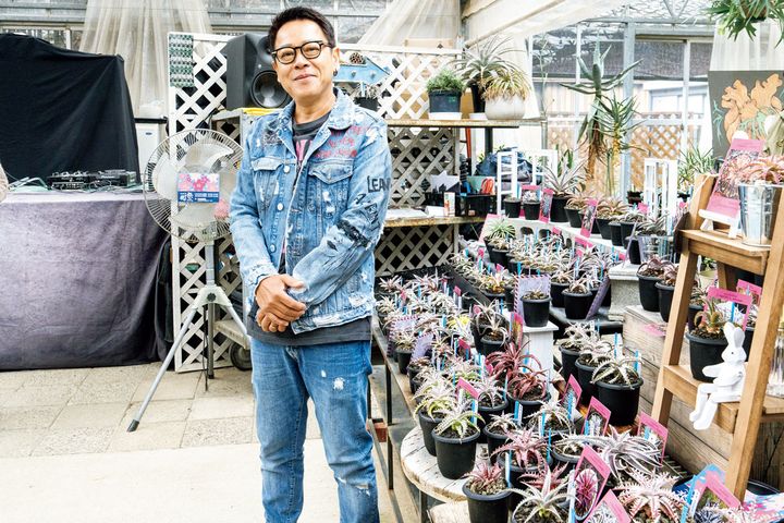 タイ〈Otto Bromeliad〉より主宰のオットーさん