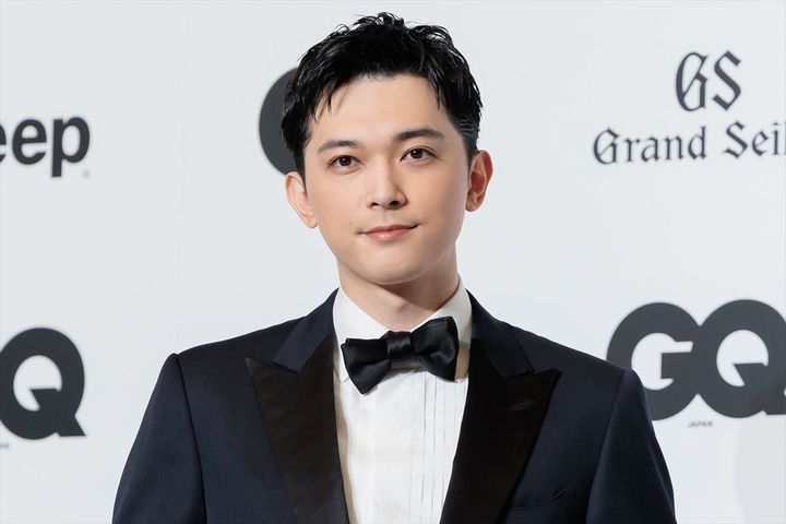 「GQ MEN OF THE YEAR 2025／20th Anniversary」フォトコールに登壇した吉沢亮 クランクイン！ width=
