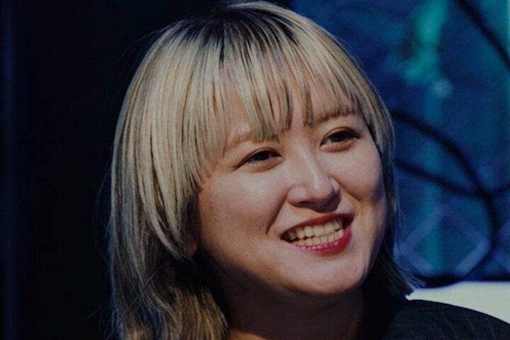 【写真・画像】“500匹の蛇に取り憑かれた”26歳グラドル、脅威の透視能力を披露！「実はこの子も!?」「すご！」 1枚目