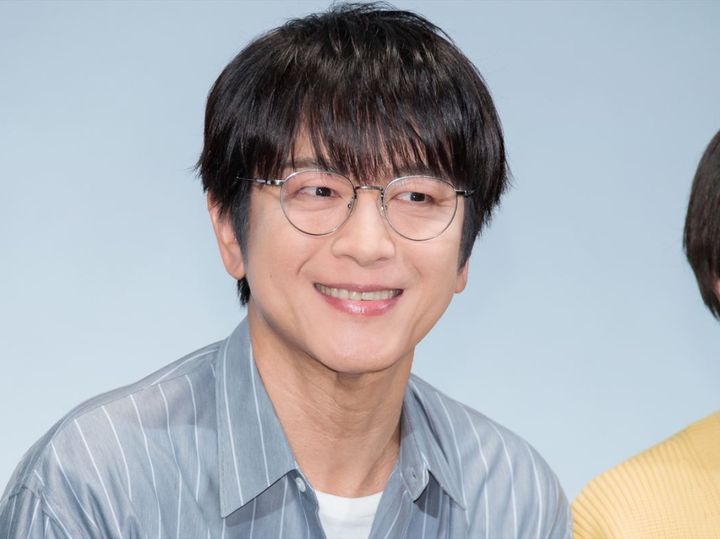 ドラマ『ぼくたちん家』第1話で主演を務める及川光博 クランクイン！ width=