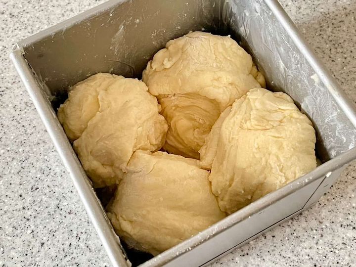 デニッシュ食パン