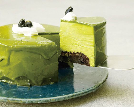 宮崎県都城市の名茶×濃厚ショコラのクリスマスケーキ「グラサージュショコラ抹茶」