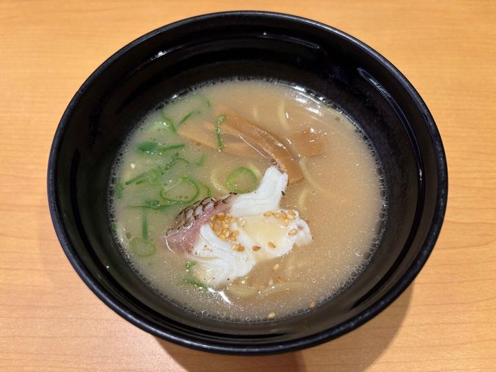 スシロー鯛白湯ラーメン