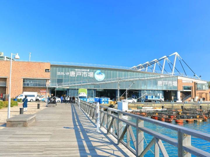 All About ニュース編集部が全国250人を対象に実施した好き＆行ってみたい商店街・市場に関するアンケートの調査結果から、好き＆行ってみたい「山口県の商店街・市場」ランキングを発表！ 2位「唐戸市場（下関市）」を抑えた1位は？