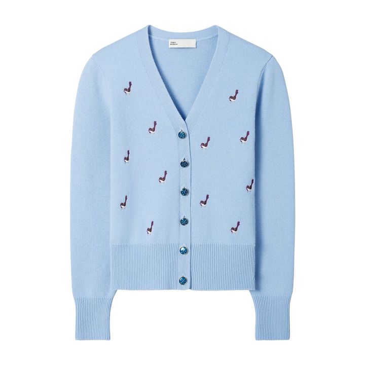 鳥モチーフが刺繍されたカーディガン ￥79,200／TORY BURCH