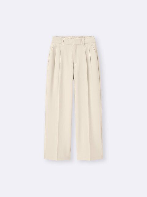 GUのタックワイドパンツ